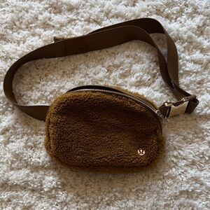lululemon athletica Brown Sherpa Crossbody Belt Bag-never used